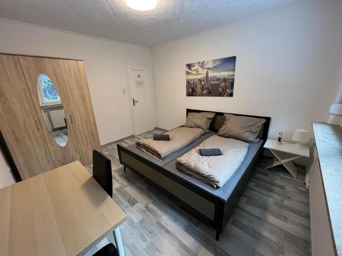 דירות Schoenes Einfaches Zimmer In Oldenburg 109 מראה חיצוני תמונה