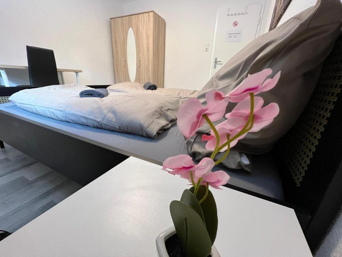 דירות Schoenes Einfaches Zimmer In Oldenburg 109 מראה חיצוני תמונה